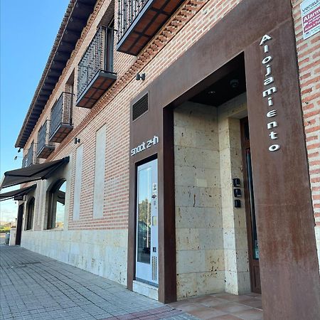 Hotel Casa Lola Rueda Zewnętrze zdjęcie