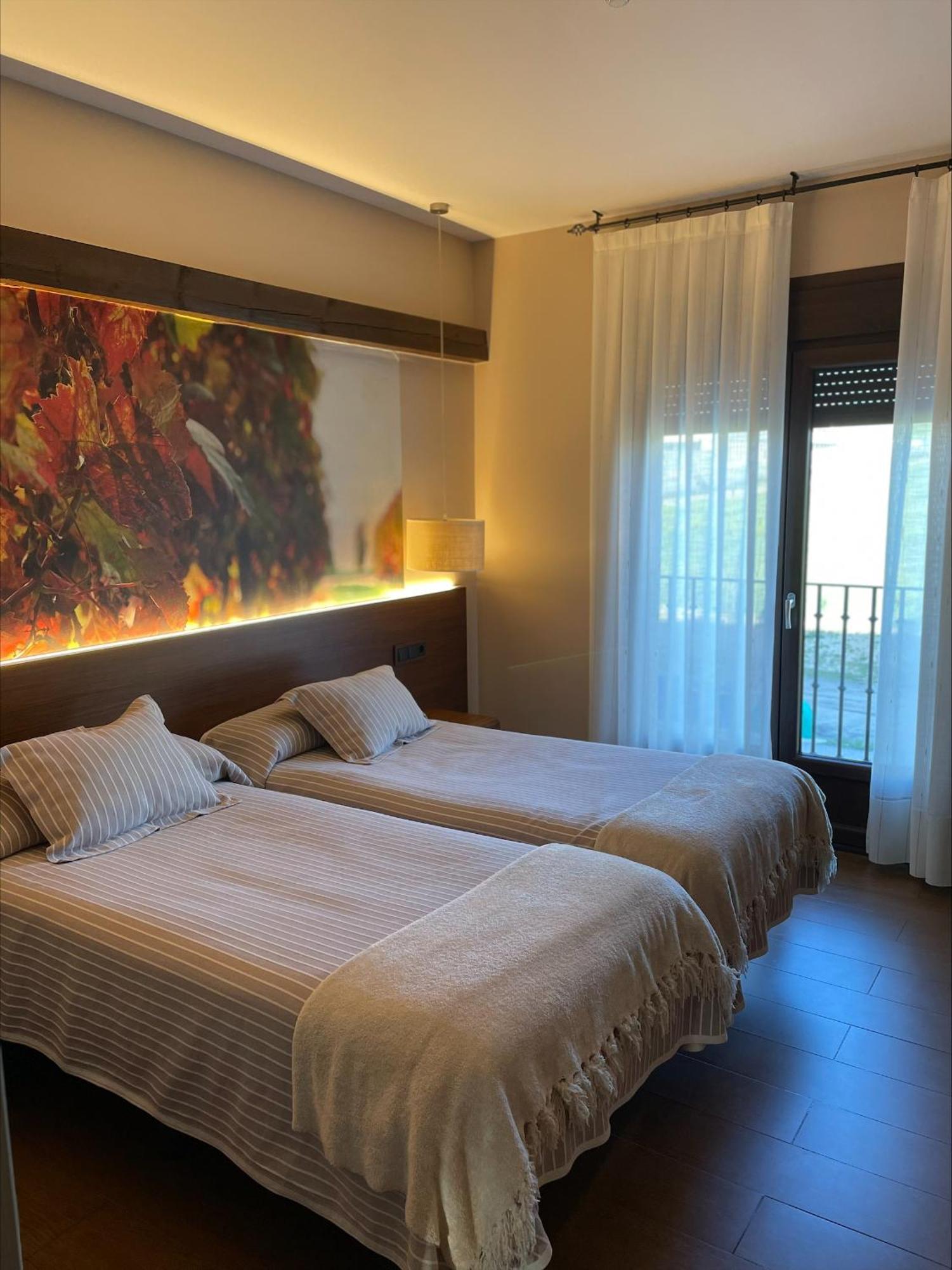 Hotel Casa Lola Rueda Zewnętrze zdjęcie